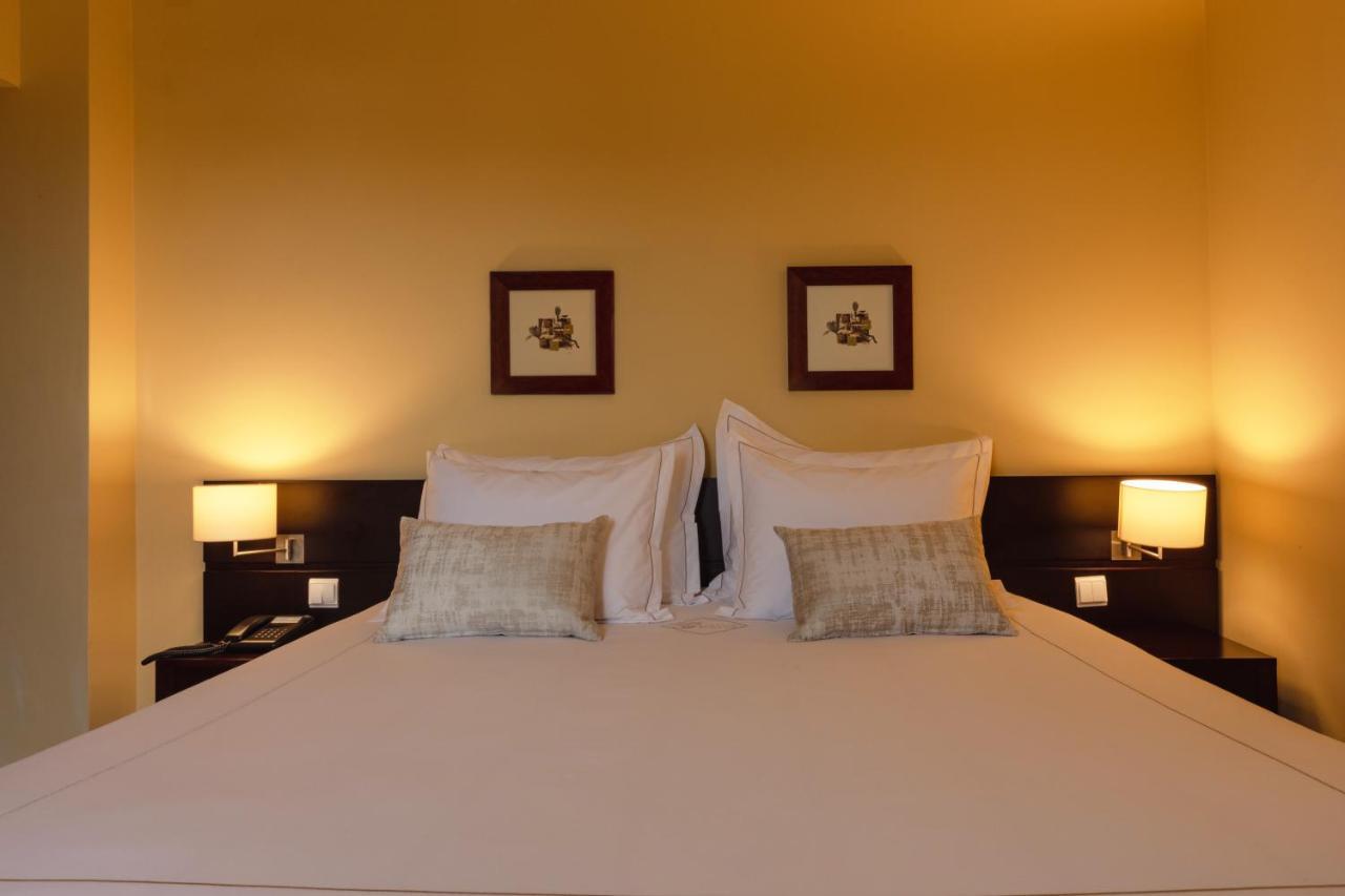 Glicinia Boutique Hotel Freamunde ภายนอก รูปภาพ